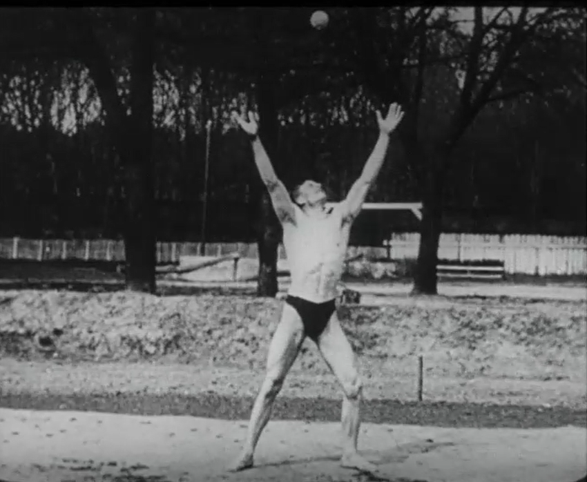 Fotograma de “Les
lancements”, La cinémathèque Robert Lynen de la Ville de París, circa 1924.